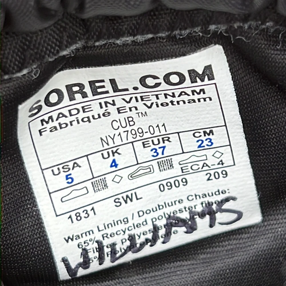 Sorel cub insulated